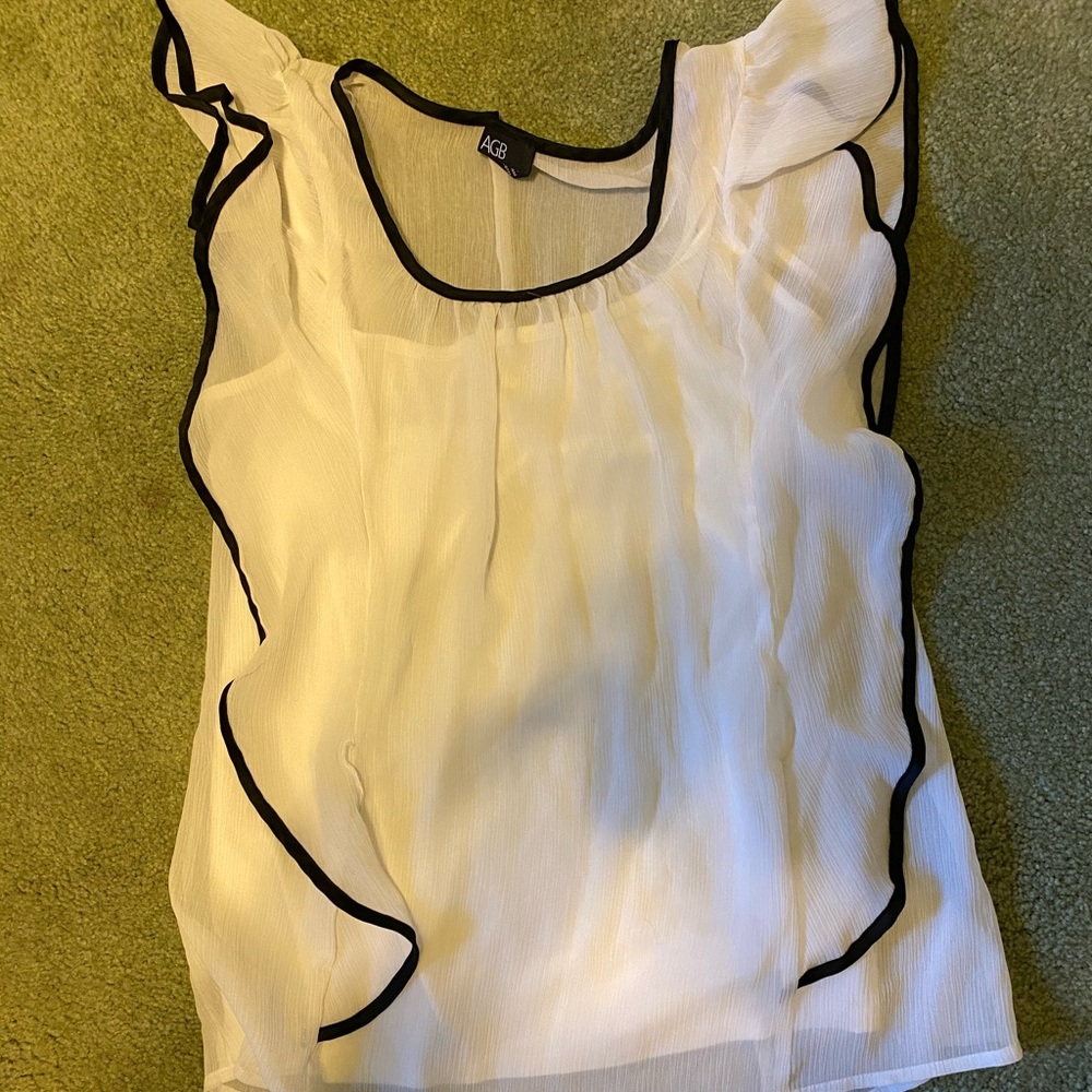 Ruffle Sleeveless top